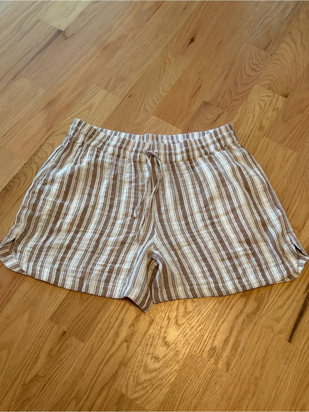 Pact Organic Cotton Dolphin Hem Striped Drawstring Women’s Shorts